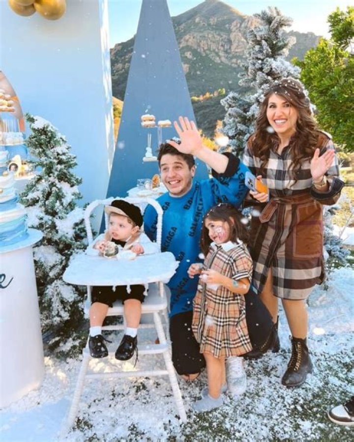 Anthony Kustura Bio, Wiki, Age, Height, Wife, Kids, WSOC and Net Worth