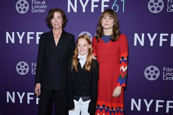 Julianne Nicholson Net Worth Update – Husband & Children