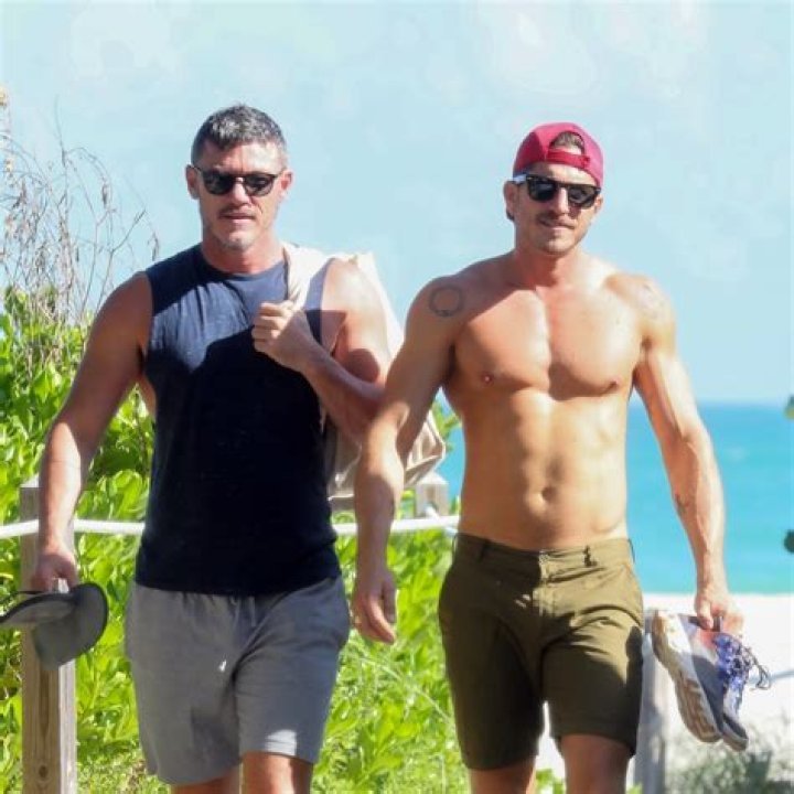 Luke Evans: Gay, Career, Net Worth & Boyfriend