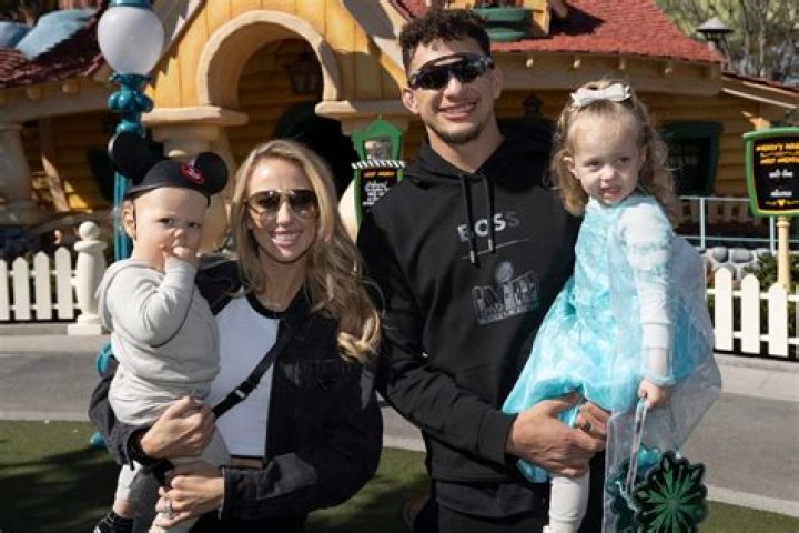 Who Is Tucker Hipps Girlfriend Katie Clouse? Family and Parents Names